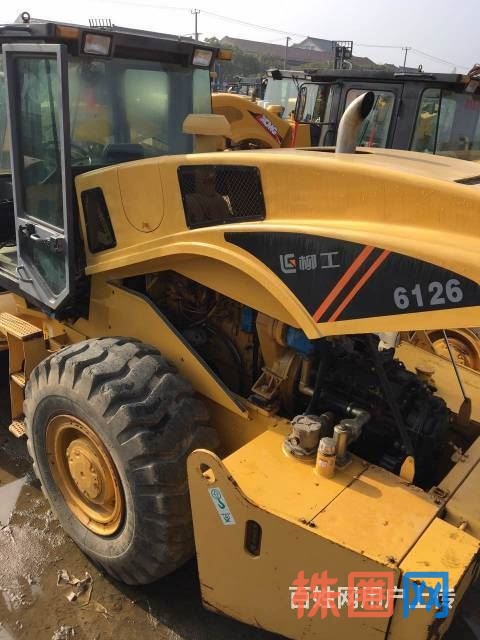 徐工品牌:20吨、22吨、26吨振动急售