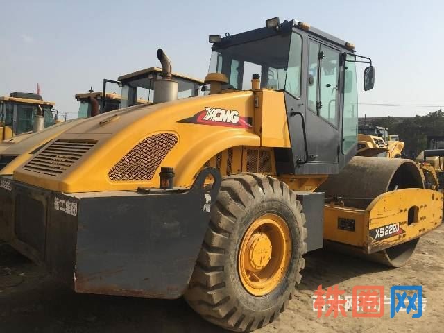 徐工品牌:20吨、22吨、26吨振动急售