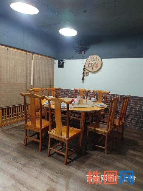 急转!低价转让地铁站大型小区出入口精装餐馆 10539