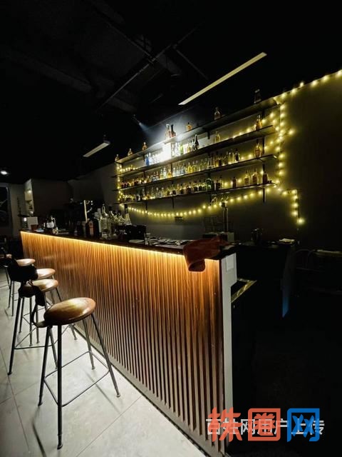 中南林科大涉外学院清吧酒馆餐饮饭店夜宵店低价急转 10147