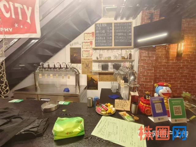 岳麓区中央美郡小区门口小酒馆转让 10155